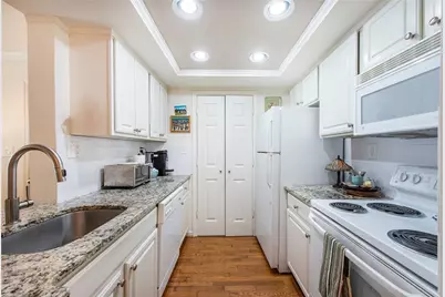 3076 Chastain Park Court NE, Atlanta, GA 30342 - Photo 14