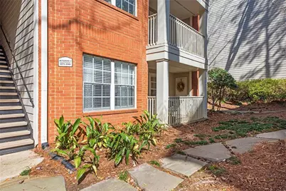 3076 Chastain Park Court NE, Atlanta, GA 30342 - Photo 32