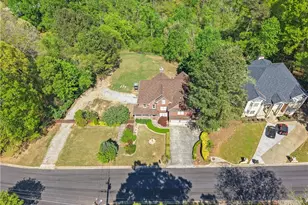 1340 Eryn Cir, Suwanee, GA 30024 - Photo 54