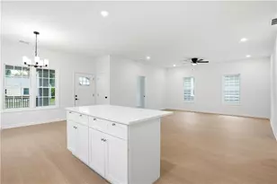 1454 St Francis Ave, Atlanta, GA 30344 - Photo 16