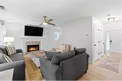 3763 SW Jonathan Glen Way SW, Snellville, GA 30039 - Photo 8