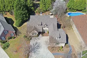 1538 Berkeley Ct, Gainesville, GA 30501 - Photo 2