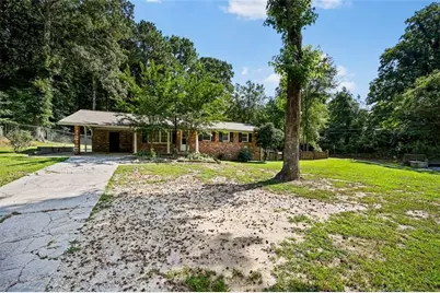 7039 Rockbridge Road, Stone Mountain, GA 30087 - Photo 2