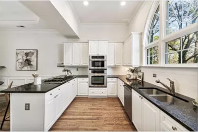 802 Ciiftin Heights Ln NE, Atlanta, GA 30329 - Photo 28