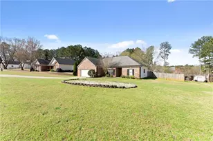 716 Michael Dr, Winder, GA 30680 - Photo 6