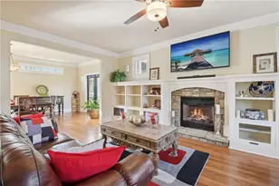 1885 Shoal Creek Blvd, Decatur, GA 30032 - Photo 4