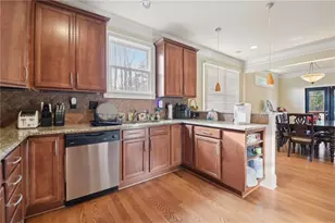 1885 Shoal Creek Blvd, Decatur, GA 30032 - Photo 8