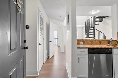 1075 Peachtree Walk NE #A519, Atlanta, GA 30309 - Photo 6