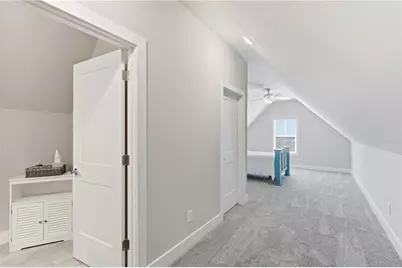 6878 S Bluff Court, Gainesville, GA 30506 - Photo 36