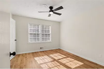 2142 Colonial Oak Way SW, Stone Mountain, GA 30087 - Photo 12