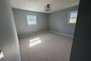 7367 Rountree Dr, Riverdale, GA 30274 - Photo 14