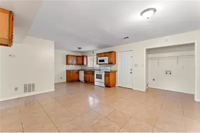 2128 Fairway Court SE, Conyers, GA 30013 - Photo 6