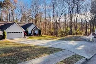 4215 Hamilton Walk Dr, Buford, GA 30519 - Photo 4