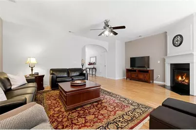 3836 Pleasant Oaks Drive, Lawrenceville, GA 30044 - Photo 6