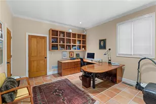 2837 N Hills Dr NE, Atlanta, GA 30305 - Photo 24