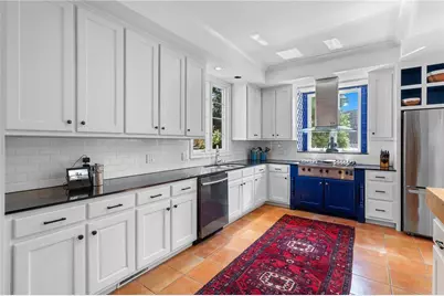 2837 N Hills Drive NE, Atlanta, GA 30305 - Photo 14