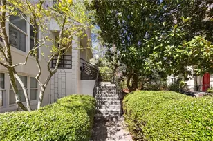 1013 Lenox Valley Dr NE, Atlanta, GA 30324 - Photo 6