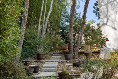 1013 Lenox Valley Drive NE, Atlanta, GA 30324 - Photo 46