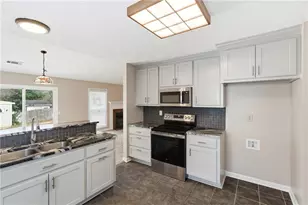 1441 Howard Way, Lawrenceville, GA 30043 - Photo 16