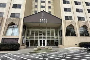 2479 Peachtree Rd NE, Atlanta, GA 30305 - Photo 2