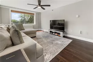 2479 Peachtree Rd NE, Atlanta, GA 30305 - Photo 8