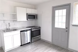 195 Sycamore Dr, Athens, GA 30606 - Photo 2