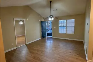 122 Oriole Dr, Jonesboro, GA 30238 - Photo 4