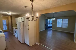 122 Oriole Dr, Jonesboro, GA 30238 - Photo 8