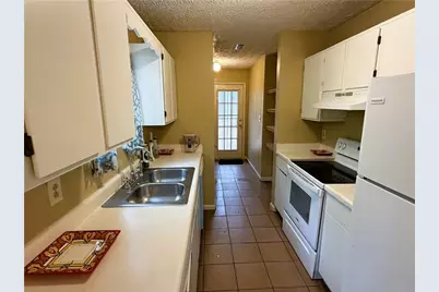 122 Oriole Drive, Jonesboro, GA 30238 - Photo 10