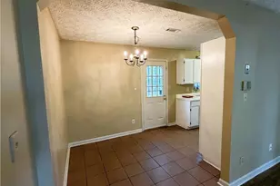 122 Oriole Dr, Jonesboro, GA 30238 - Photo 6