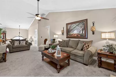 904 Pointers Way, Lawrenceville, GA 30043 - Photo 4