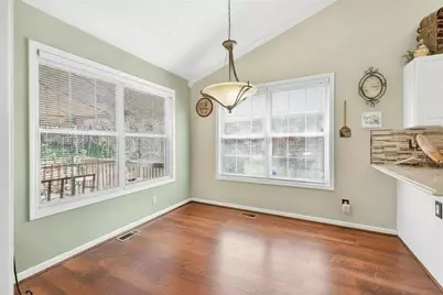 904 Pointers Way, Lawrenceville, GA 30043 - Photo 4