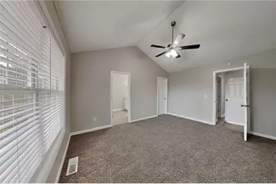 5493 Riverchase Drive, Flowery Branch, GA 30542 - Photo 8