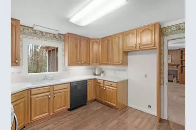 905 Sweet Briar Lane, Conyers, GA 30094 - Photo 6