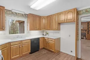 905 Sweet Briar Ln, Conyers, GA 30094 - Photo 6