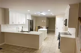 1020 Chandler Ridge Dr, Lawrenceville, GA 30045 - Photo 6