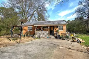 46 Young St, Cartersville, GA 30120 - Photo 2