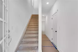 2733 Hallwood Ln, Suwanee, GA 30024 - Photo 4