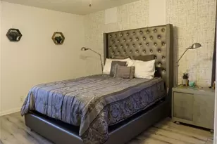 651 Mincey Woods Ct, Stone Mountain, GA 30087 - Photo 10