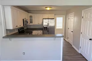 2000 Sage Ct, Loganville, GA 30052 - Photo 16