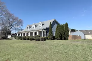 2000 Sage Ct, Loganville, GA 30052 - Photo 2