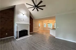 130 Lakefront Dr, Covington, GA 30016 - Photo 4