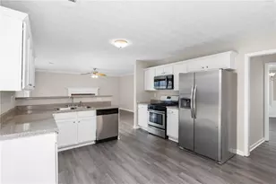 170 Queensland Ln, Covington, GA 30016 - Photo 12