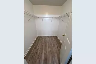 2400 Miller Oaks Circle, Decatur, GA 30035 - Photo 12