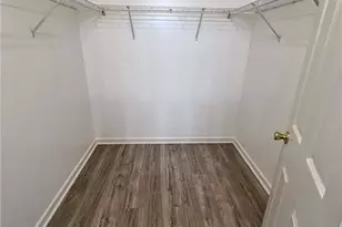 2400 Miller Oaks Cir, Decatur, GA 30035 - Photo 12