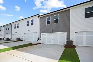 360 Sound Cir, Stockbridge, GA 30281 - Photo 4