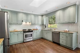 1129 E Beechwood Dr NW, Atlanta, GA 30327 - Photo 10