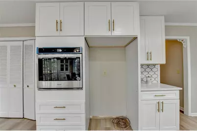 4929 Joy Lane SW, Lilburn, GA 30047 - Photo 32