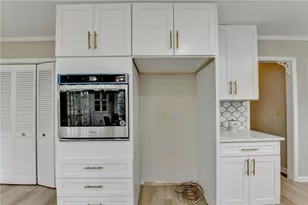 4929 Joy Ln S W, Lilburn, GA 30047 - Photo 32