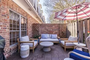 12 Bassett Hall Pl NW, Atlanta, GA 30318 - Photo 16